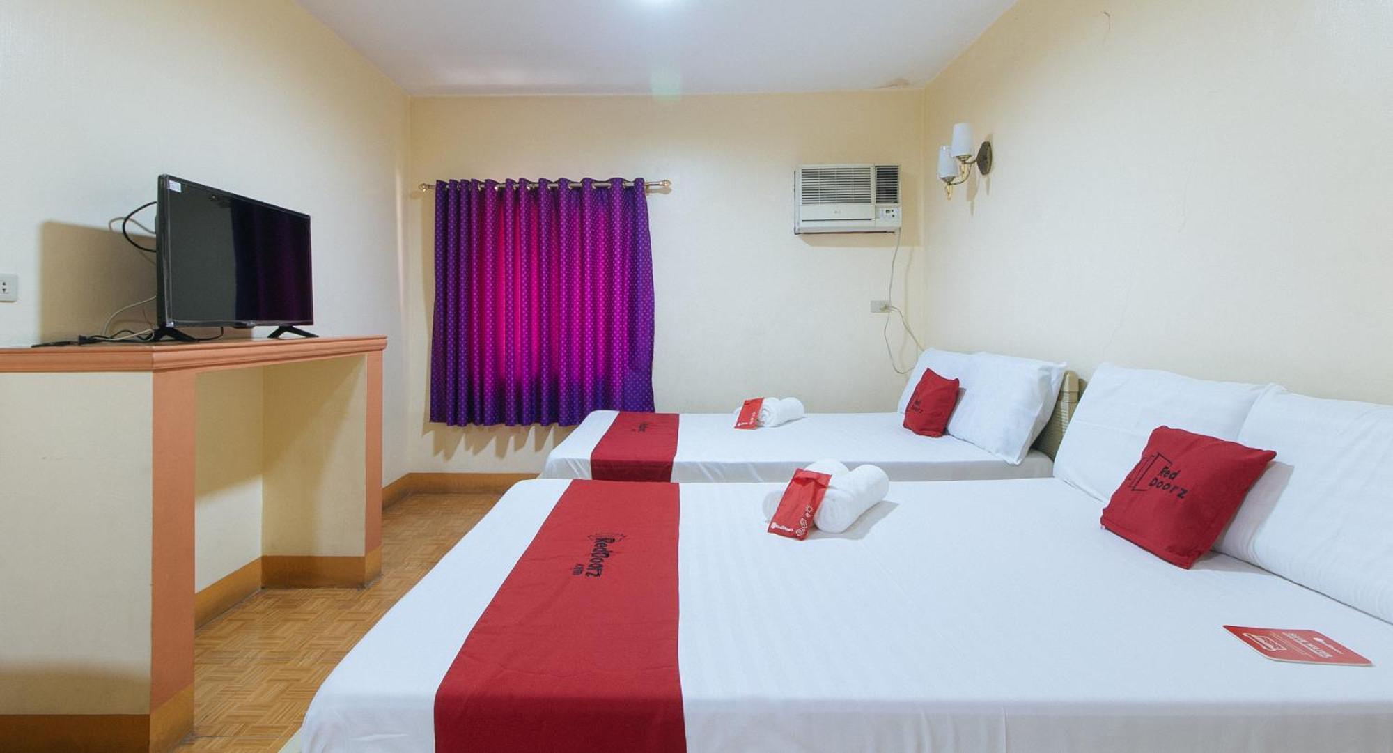 Reddoorz @ Golden Victory Hotel Mabalacat Pampanga Buitenkant foto