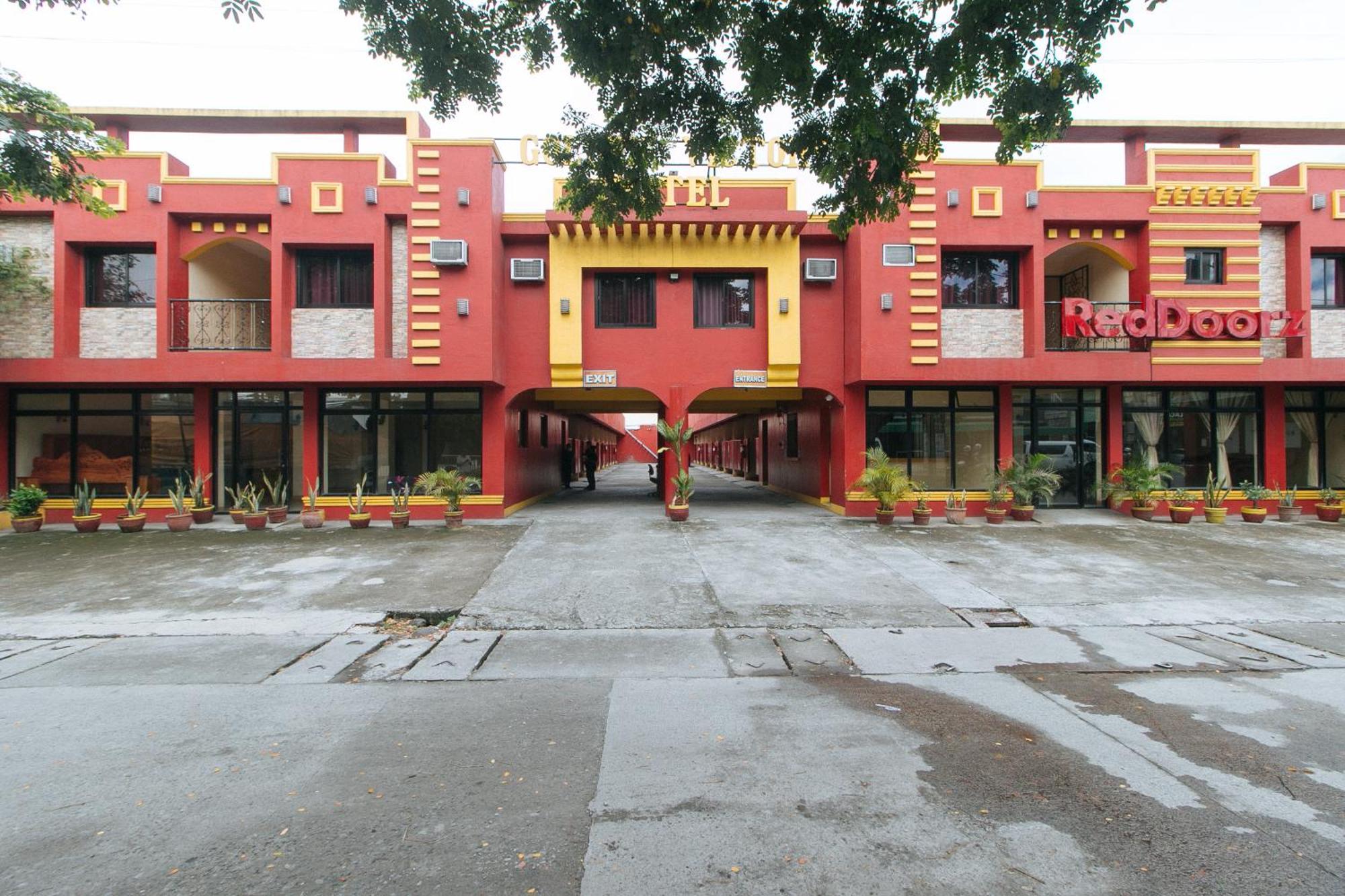 Reddoorz @ Golden Victory Hotel Mabalacat Pampanga Buitenkant foto
